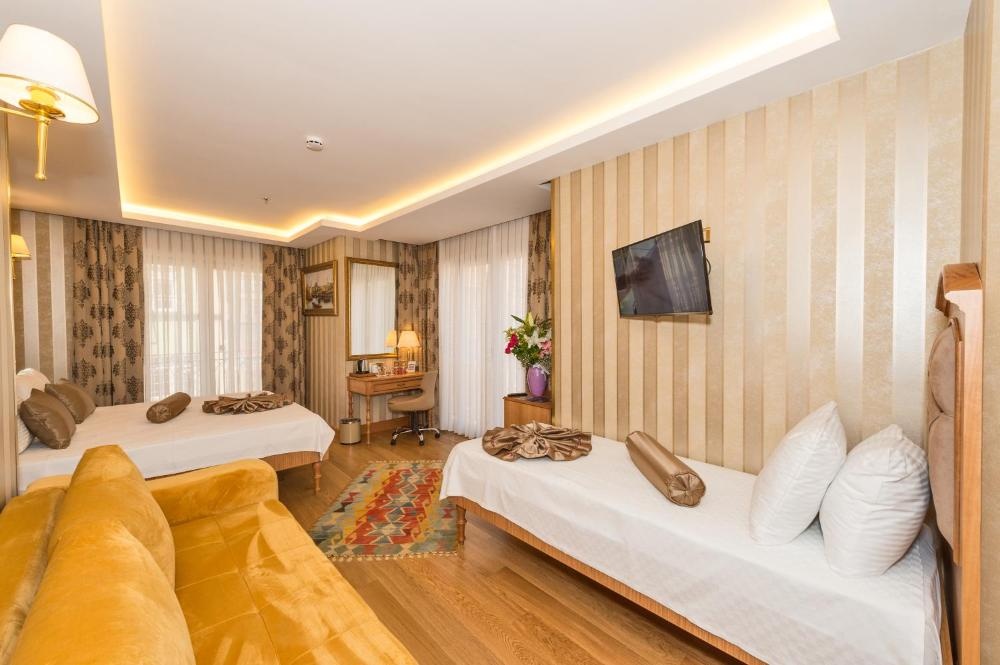 Standard Triple Room at Aprilis Gold Hotel - Special Category, photo 3