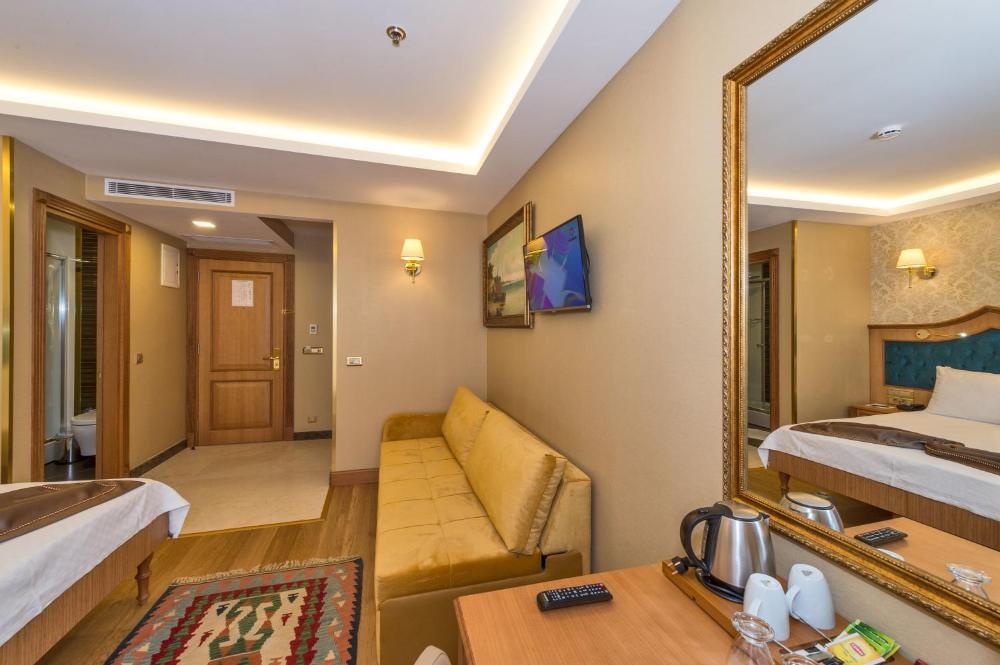 Two Connecting Double Rooms at Aprilis Gold Hotel - Special Category, photo 4